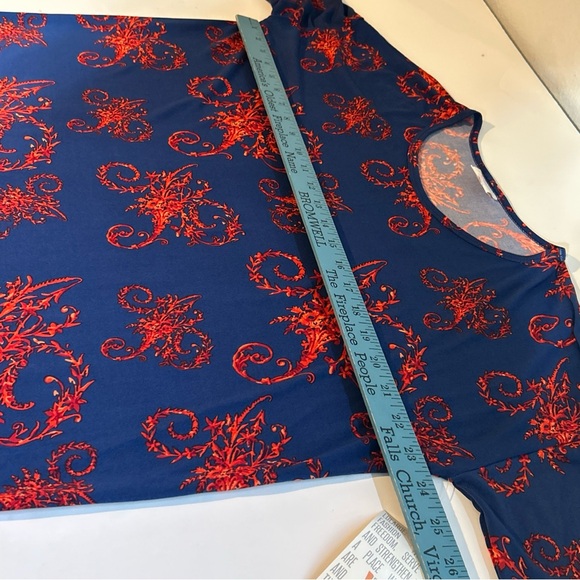 LuLaRoe NWT Blue And Red High Low Irma Shirt Size XS - Picture 7 of 8